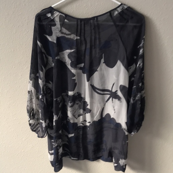 Banana republic 3/4 sleeve top women’s size medium - Picture 3 of 6